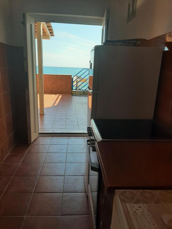 Beach House Buljarica Petrovac Екстер'єр фото